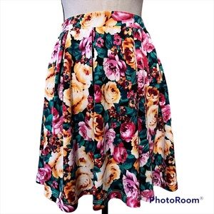 Monteau MED women’s mini multicolor floral print knit shirt skirt Easter casual